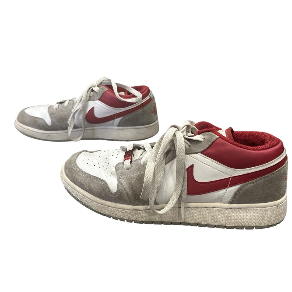 Nike Air Jordan 1 Low Light Smoke Gray & Red Shoes size 6.5Y - Picture 7 of 8